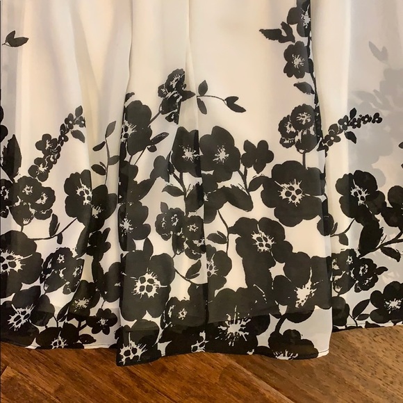 WHBM strapless semi formal dress - Picture 4 of 4